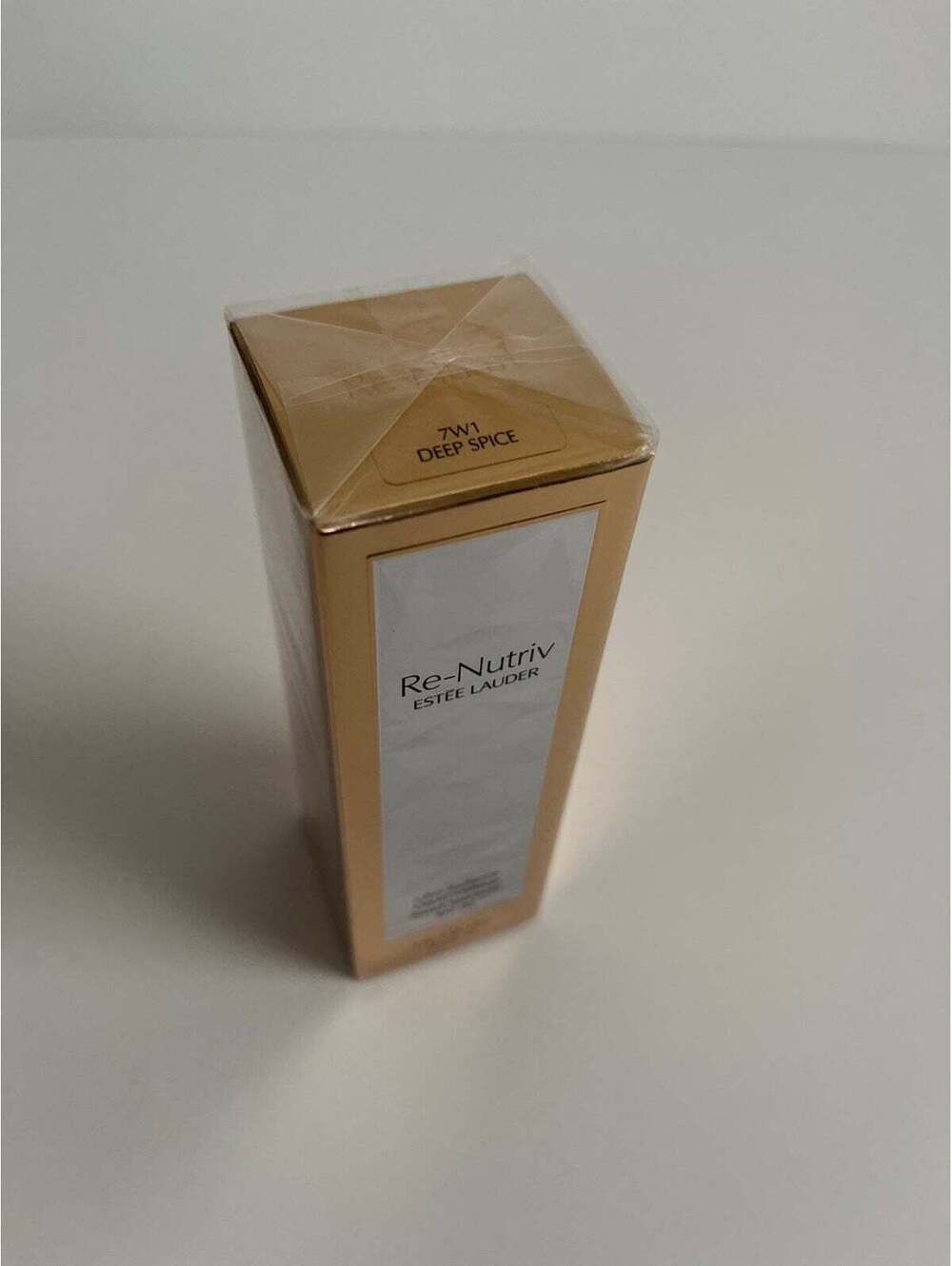 New Estee Lauder 7W1 Deep Spice Re-Nutriv Foundation